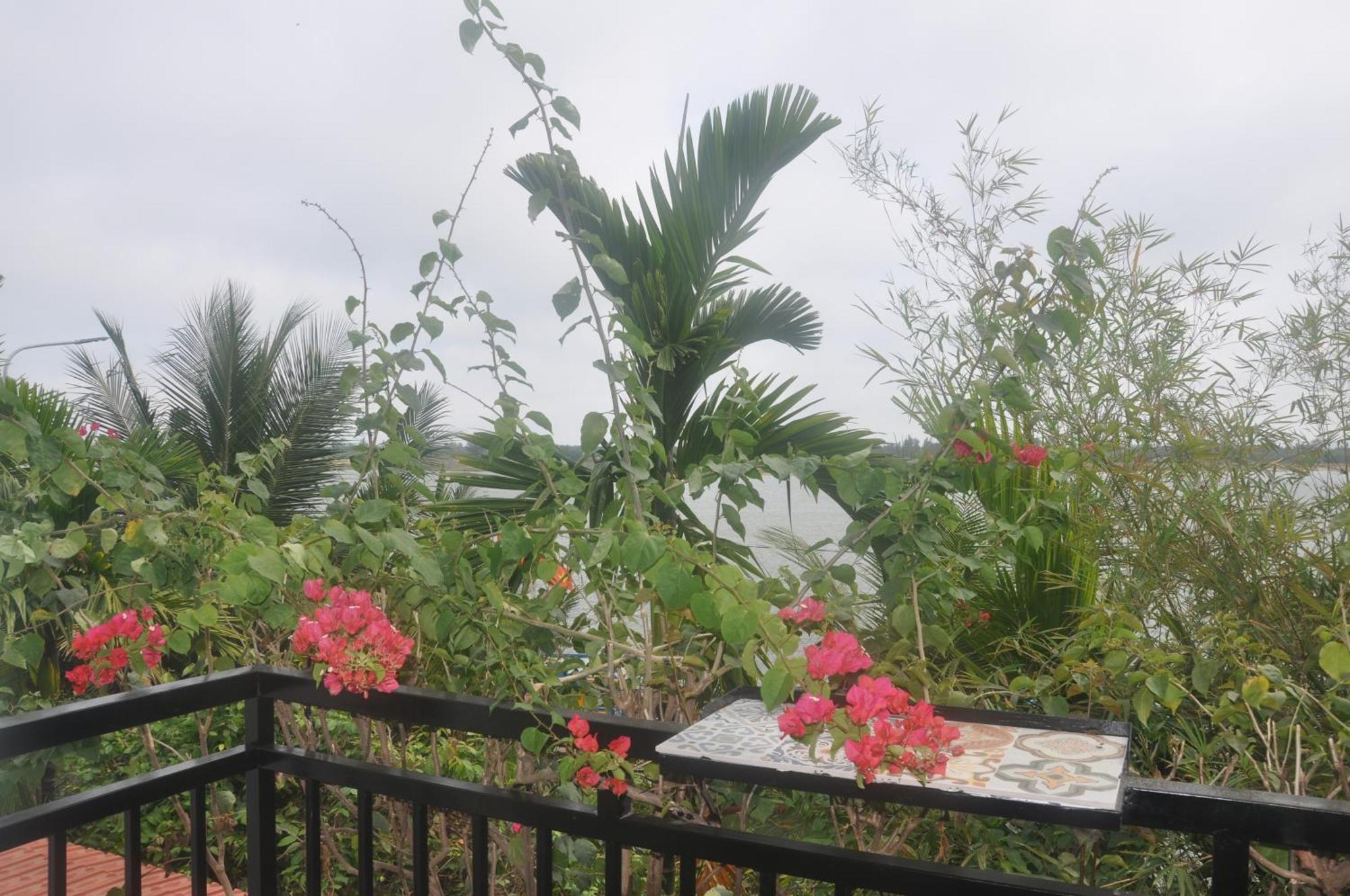 Hotel Autumn Bay Retreat Hoi An Zewnętrze zdjęcie